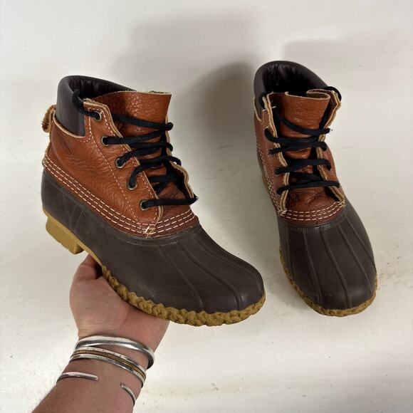L.L. Bean Bean Boots Women's 7 Brown Leather Lace-Up Ankle Round Toe Waterproof - Picture 1 of 10